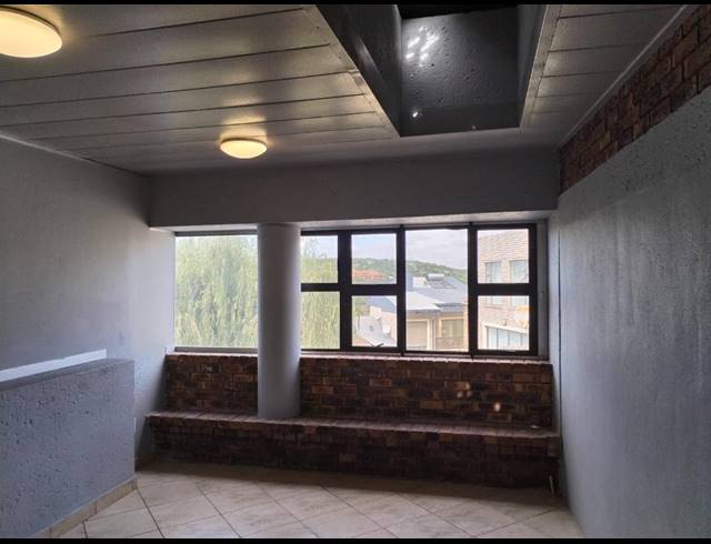 2 bed property to rent in GLENVISTA